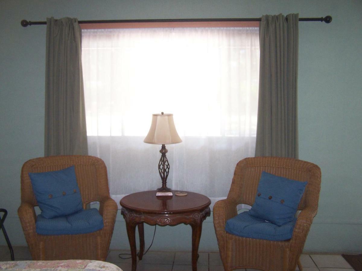 Blanco County Inn & Guesthouses 外观 照片